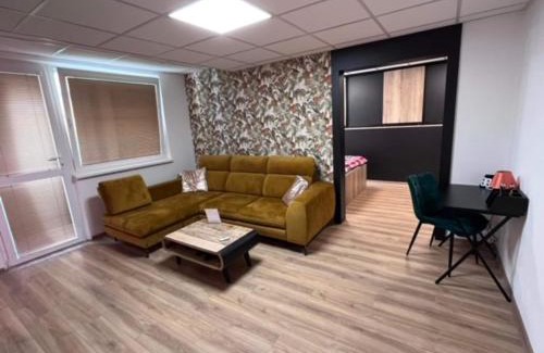 Zapad Apartment | Apartmán Výstavby 9
