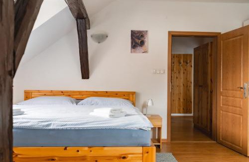 Karlovy Dvory Apartment | Apartmán V PODKROVÍ