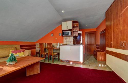 Ziar Apartment | Apartmánový dom Slniečko