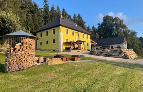 Loucovice Apartment | Apartmány HÁJOVNA Lipno