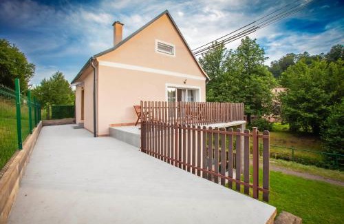 Teplice nad Metuji Apartment | Apartmány SKÁLY