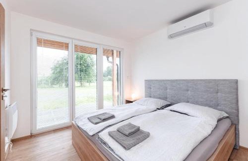 Spytihnev Apartment | Apartmány Skleníky Spytihněv