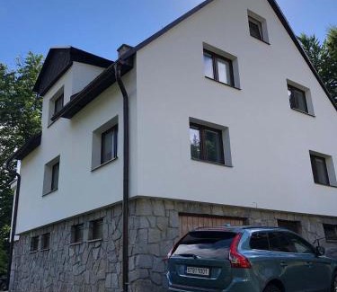 Karlova Studanka Apartment | Apartmány u vleku