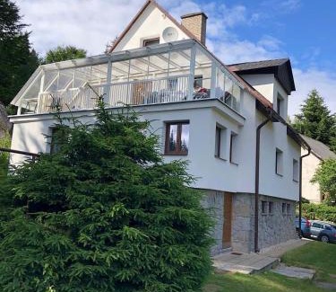 Karlova Studanka Apartment | Apartmány u vleku - Podkrovní apartmán