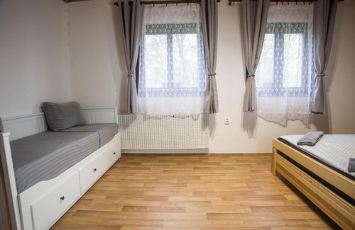 Cachrov Apartment | Apartmány Ve Mlejně