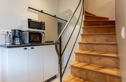 Mouilleron-Saint-Germain Apartment | Apartment "Place au Repos" with Wi-Fi