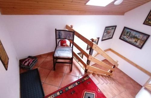 Jesenice Apartment | Apartma ČVRSTA TROJKA