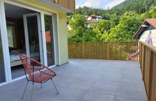 Spodnja Idrija Apartment | apartma Aljaž