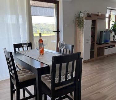 Secovlje Apartment | Apartma Pergola