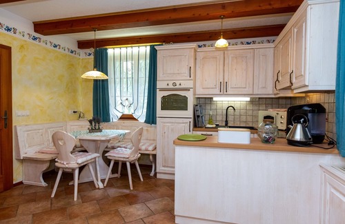 Jesenice Apartment | Apartma pod Skalco Planika
