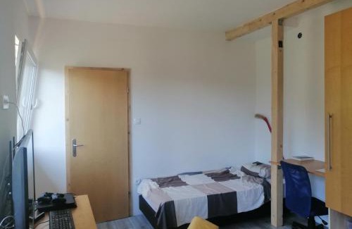 Jesenice Apartment | Apartma Zeus