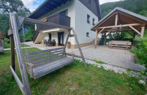 Soca Apartment | Apartmaji Katrč