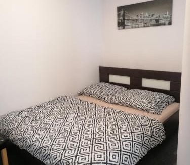 Besenova Apartment | Apartman 26 Mymara