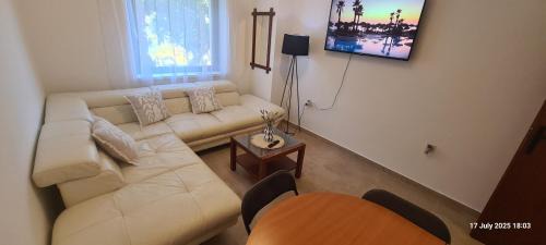 Preko Apartment | Apartman Ana with POOL