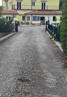 Buzdohanj Apartment | Apartman Emily