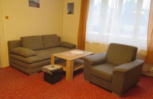 Radvanovice Apartment | Apartman Hruba Skala