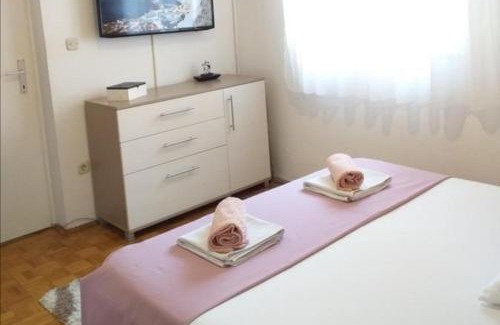 Istok Apartment | Apartman Jurilj