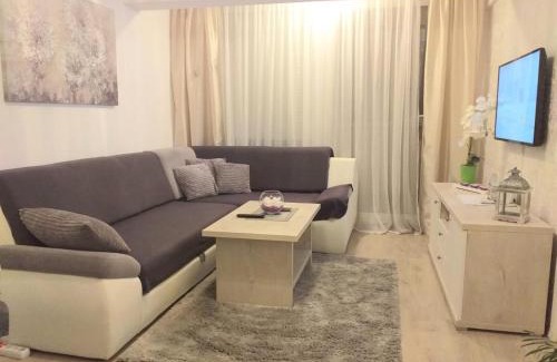 Istok Apartment | Apartman Jurilj