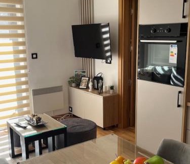 Zlatibor Apartment | Apartman Limun Zut