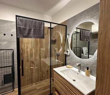 Nesvady House | apartman Losonci