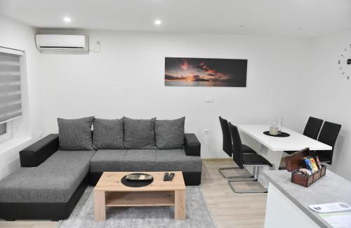 Dakovo Apartment | Apartman Lucia
