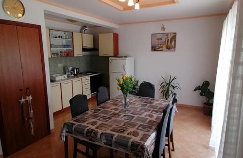 Blato na Cetini Apartment | Apartman Mario 2