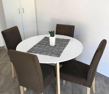 Denovici Apartment | Apartman near Porto Novi Djenovici