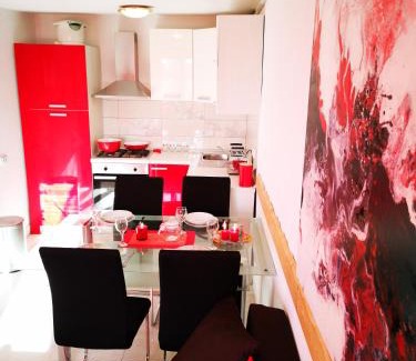 Municipality of Omisalj Apartment | Apartman "Sabine red" with heated pool