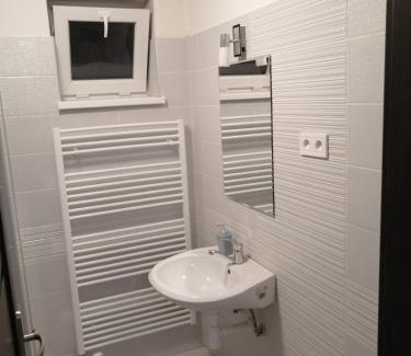 Zadiel Apartment | Apartman Silver