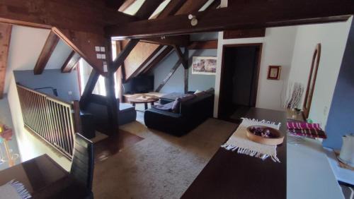 Cove Parja Apartment | Apartman u potkrovlju