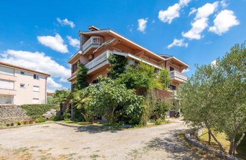 Trinajstici House | Apartmani Jurina