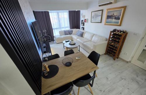 Baosici Apartment | Apartmani Komatina Đenovići 3 LUX