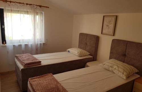 Tribunj Apartment | Apartmani Kornatska