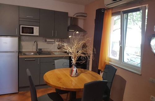 Valbandon Apartment | Apartmani M&C, Jacuzzi pool, Nationa Park Brijuni Islands, old town Fažana
