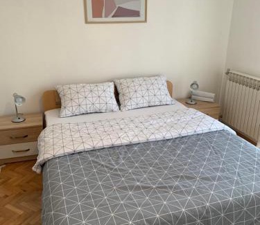 Zivinice House | Apartmani Nedim