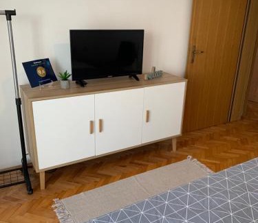 Zivinice House | Apartmani Nedim