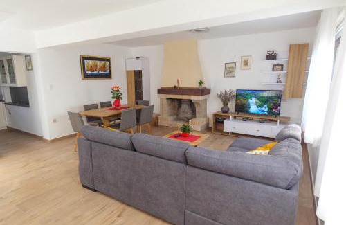 Buzdohanj Apartment | Apartmani Ravan
