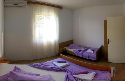 Ivan Dolac Apartment | Apartmani Sandro