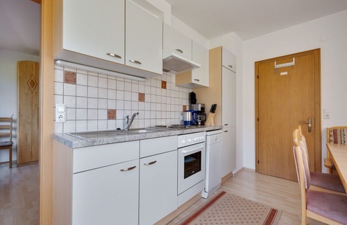 Hollersbach im Pinzgau Apartment | Apartment in Salzburg with Terrace Views