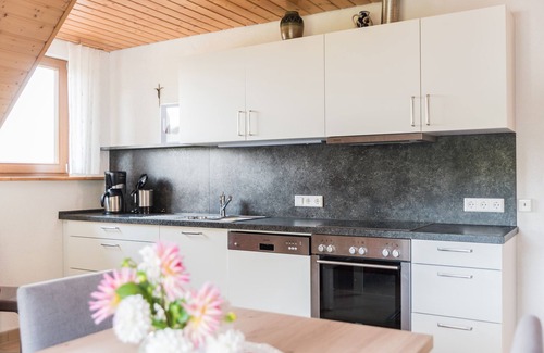 Bad Peterstal-Griesbach Apartment | Apartment '2' with Mountain View, Shared Terrace and Wi-Fi