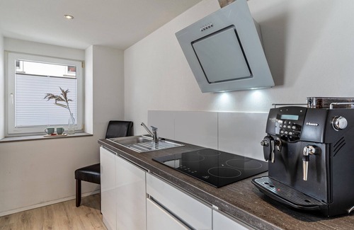 Ihringen Apartment | Apartment 'Ferienwohnung Zur Weinsteige' with Wi-Fi