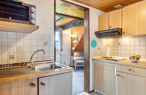 Schonach im Schwarzwald Apartment | Apartment 'Rehblick' with Shared Garden and Wi-Fi
