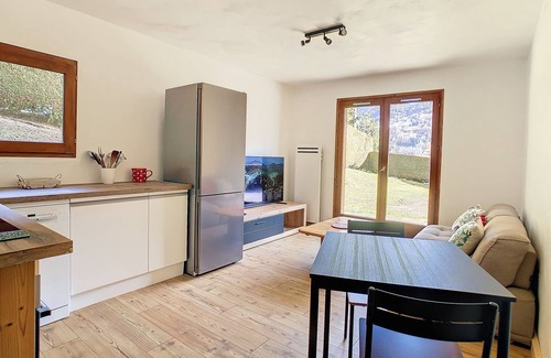Saint-Gervais-les-Bains Apartment | APARTMENT CLOSE TO THE ST GERVAIS SKI SLOPES AND 5 MINUTES FROM THE VILLAGE
