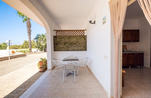 Maruggio Apartment | Apartment 'Marubium - Castigno' with Shared Pool, Wi-Fi and Air Conditioning