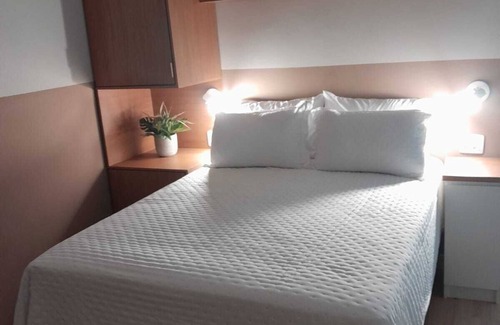 Gloria Apartment | Apartment 100m from the subway and 700m from the beach