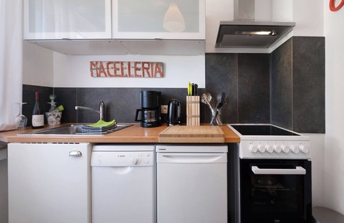Bachem Apartment | Apartment 'Ferienwohnung Bachem mit Balkon' with Mountain View, Balcony and Wi-Fi