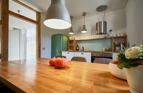 Neunkirchen-Seelscheid Apartment | Apartment in the half-timbered courtyard 'house in motion'