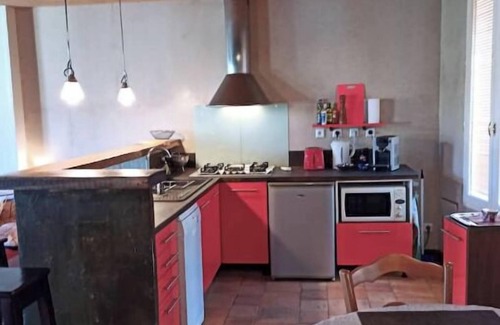 Dicy Apartment | Apartment with terrace - Gîte au Village 89120 DICY