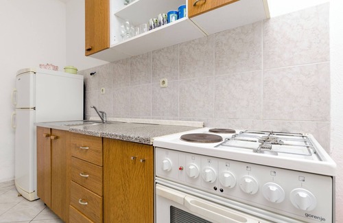 Ivan Dolac Apartment | Apartments Helena (34021-A1) - Ivan Dolac - island Hvar