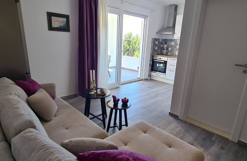 Ivan Dolac Apartment | Apartments Helena (34021-A5) - Ivan Dolac - island Hvar